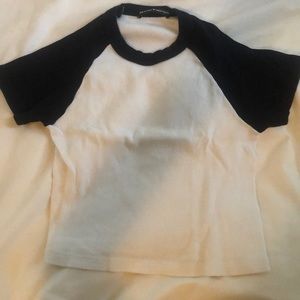 Brandy Melville cropped T